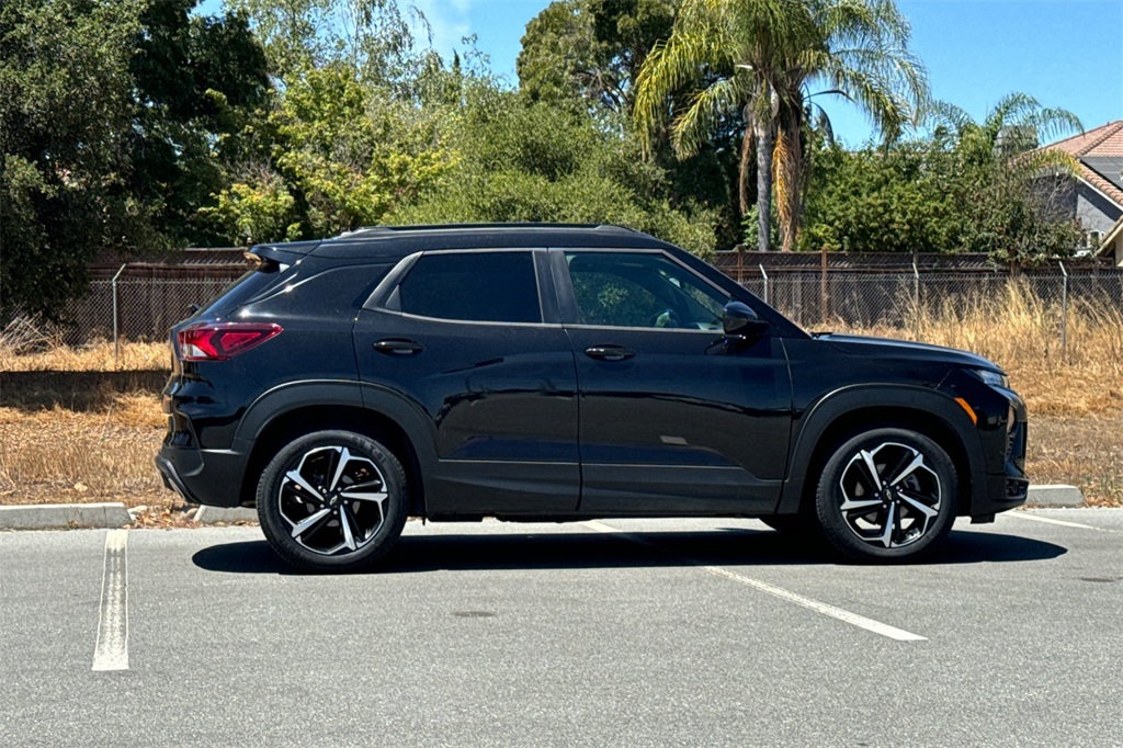 2021 Chevrolet Trailblazer RS photo 3