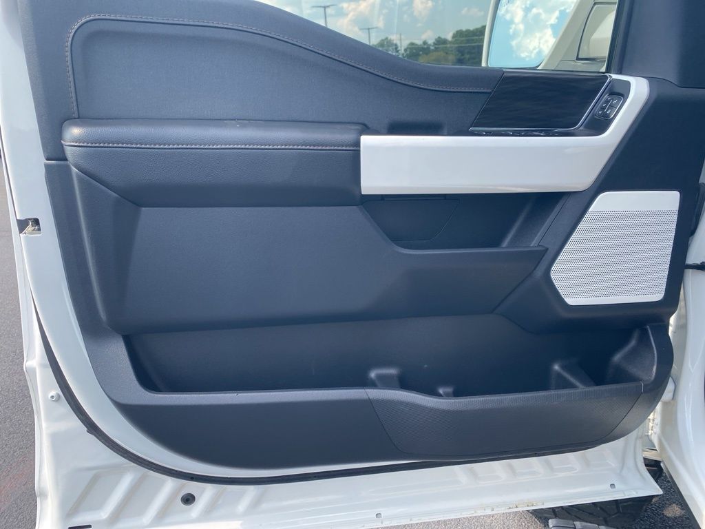 2024 Ford F-150 Lariat photo 9