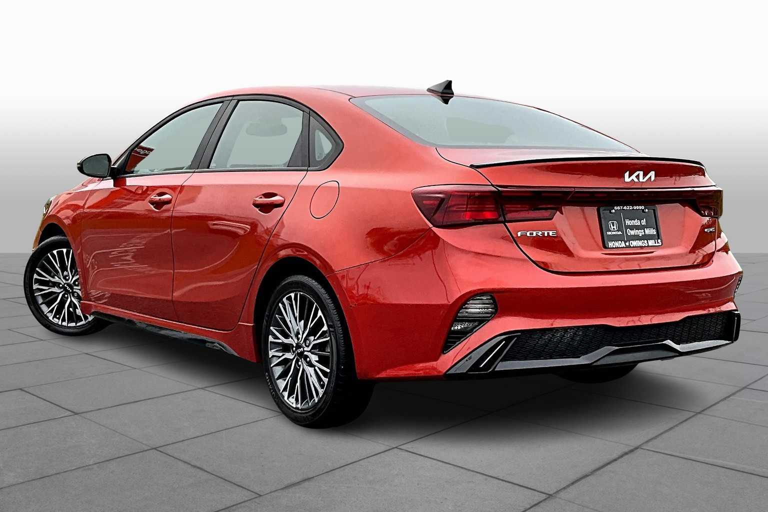 2023 Kia Forte GT-Line photo 11