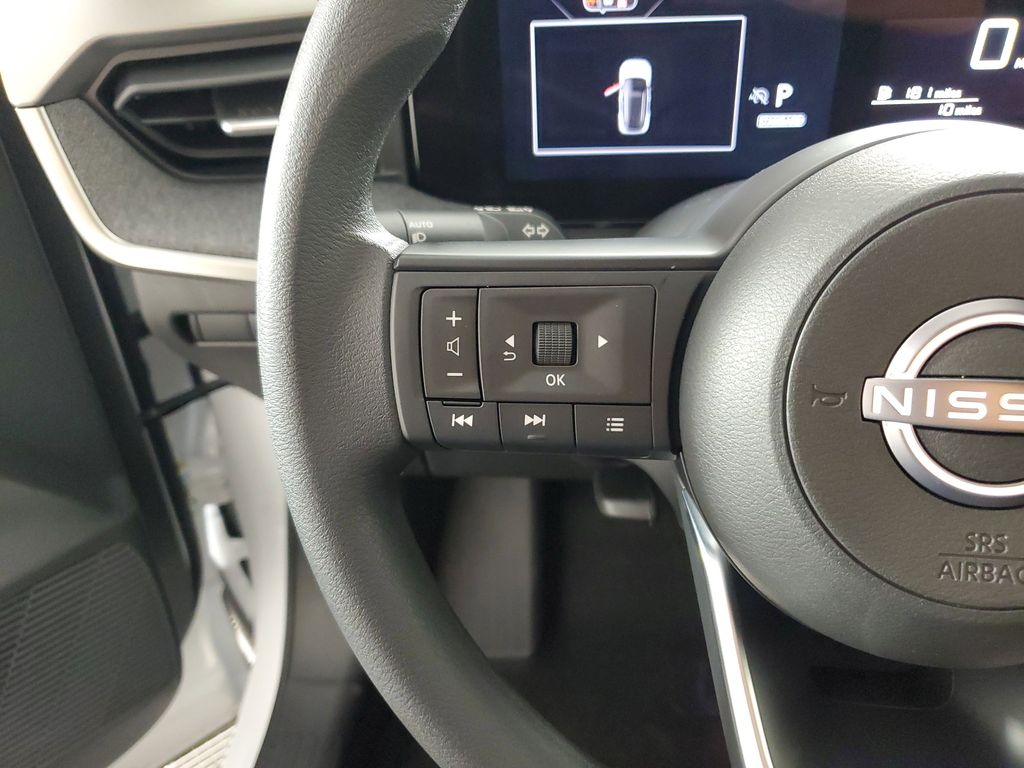 2026 Nissan Kicks SV photo 19