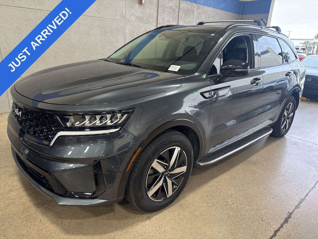 2022 Kia Sorento S's photo