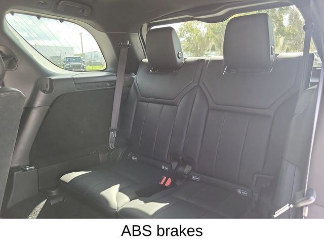 2018 Land Rover Discovery SE photo 14