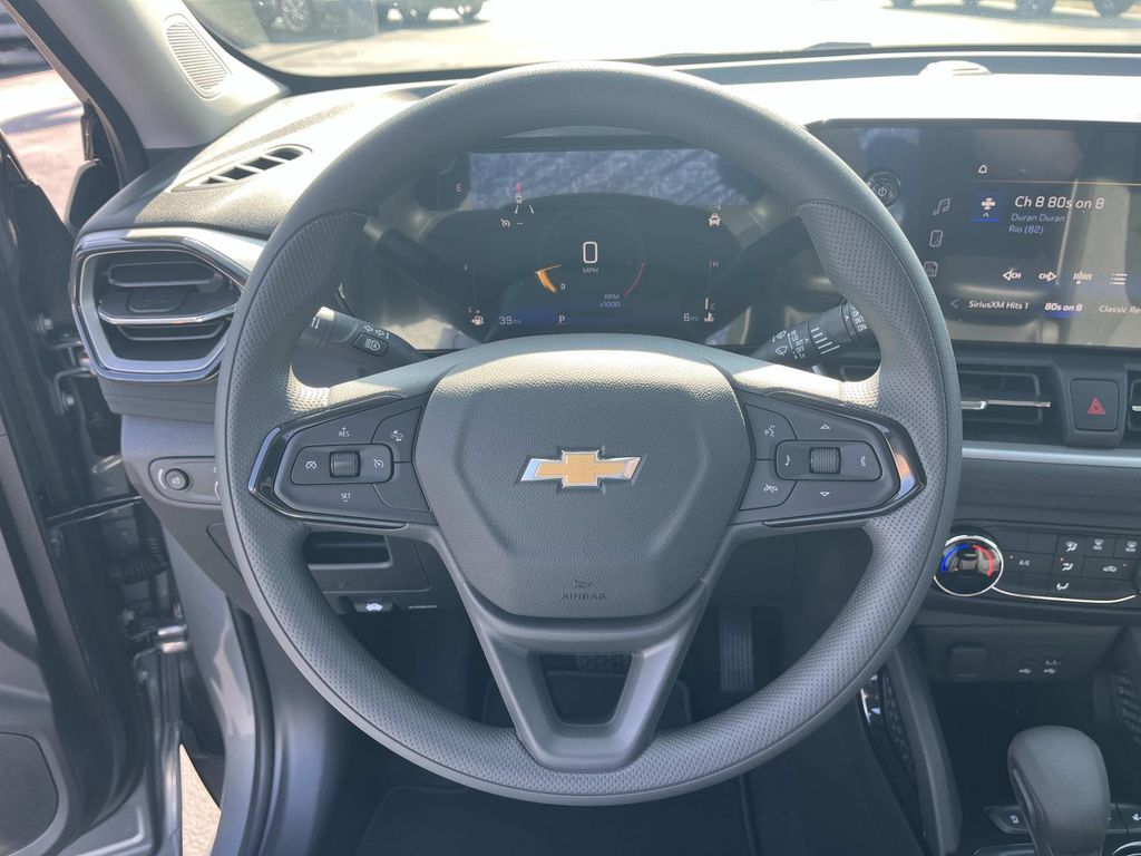 2026 Chevrolet Trailblazer LS photo 14