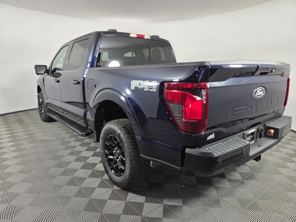 2025 Ford F-150 XLT photo 3
