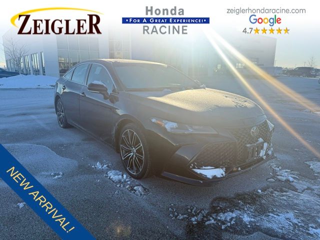 2021 Toyota Avalon Touring's photo