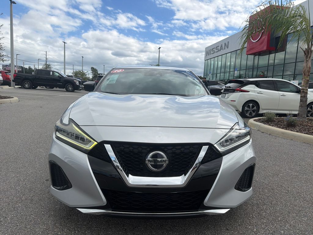 2020 Nissan Maxima SV photo 2