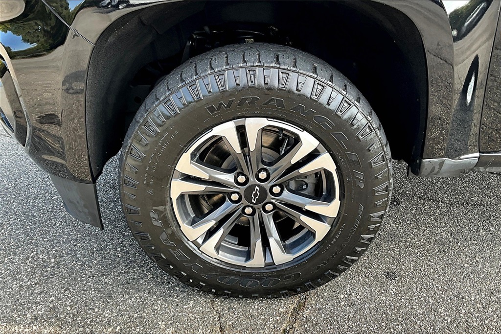 2022 Chevrolet Colorado Z71 photo 31