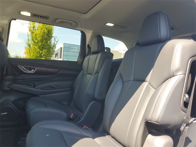2024 Subaru Ascent Touring photo 8
