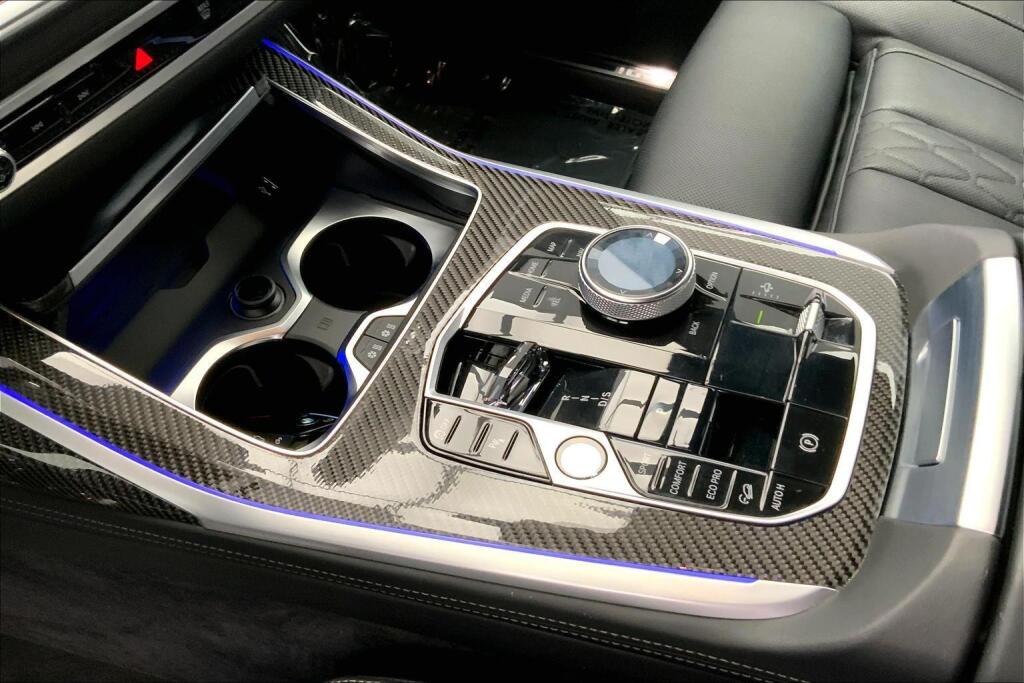 2025 Bmw X7 M60i photo 5