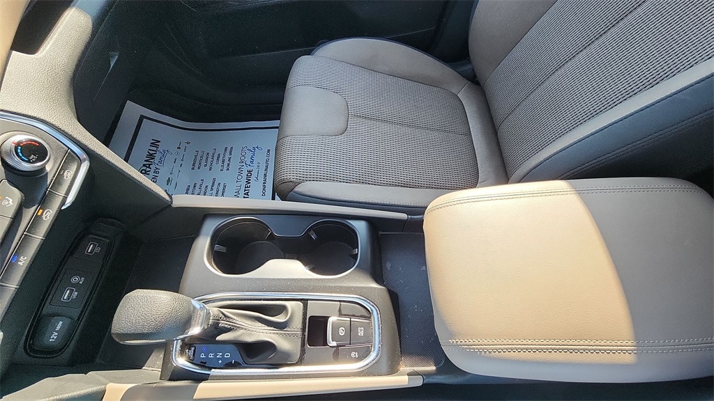 2020 Hyundai Santa Fe SE photo 23