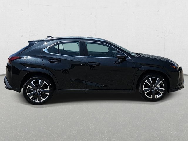 2025 Lexus UX Premium photo 4