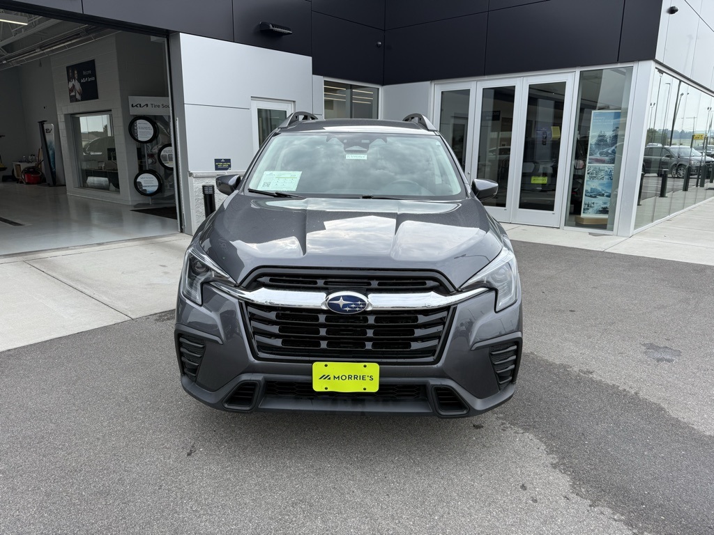 2024 Subaru Ascent Premium photo 9