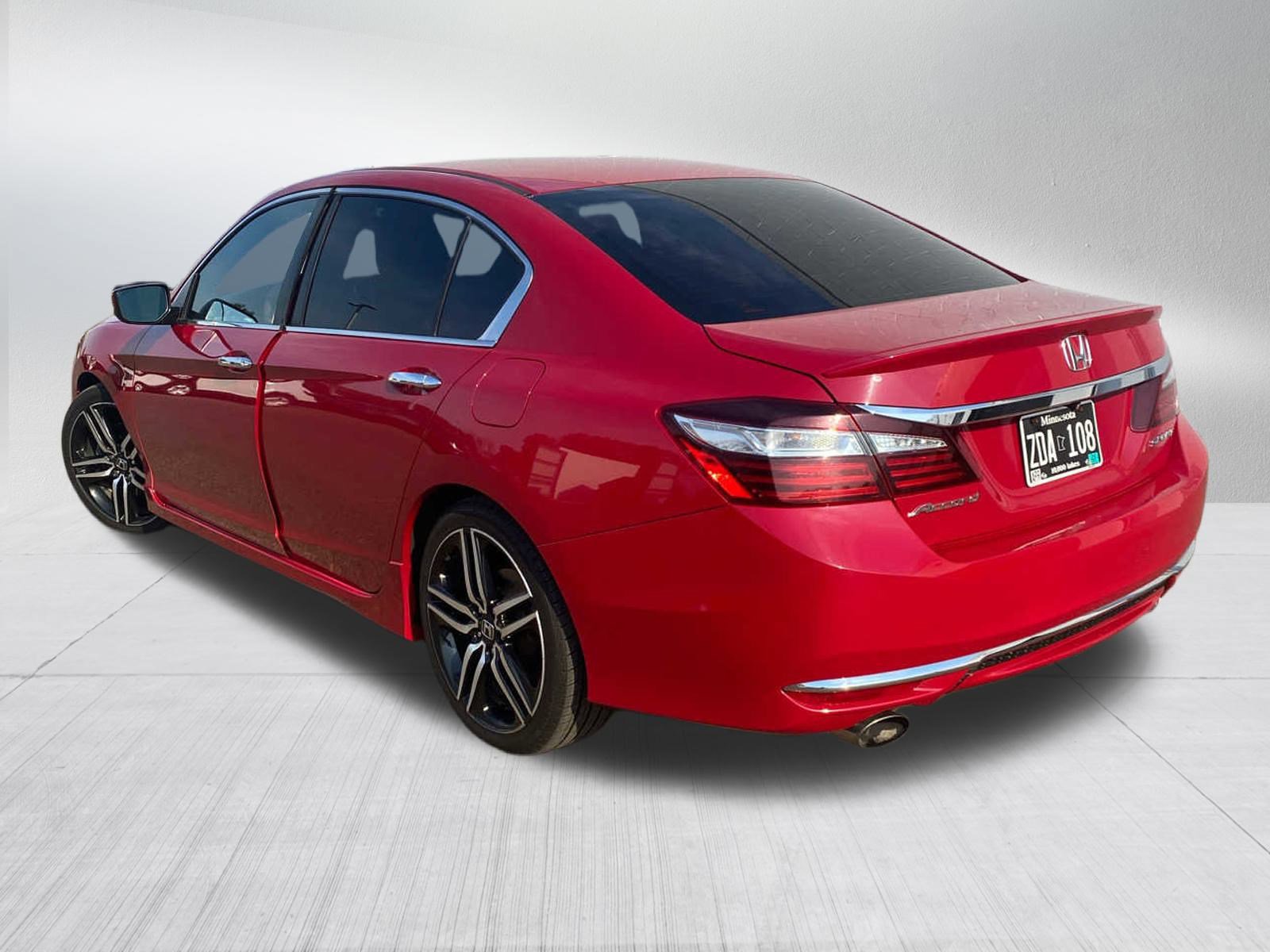 PreOwned 2016 Honda Accord Sedan Sport 4dr Car in Brooklyn Park 