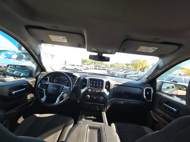 2021 Chevrolet Silverado 1500 RST photo 13