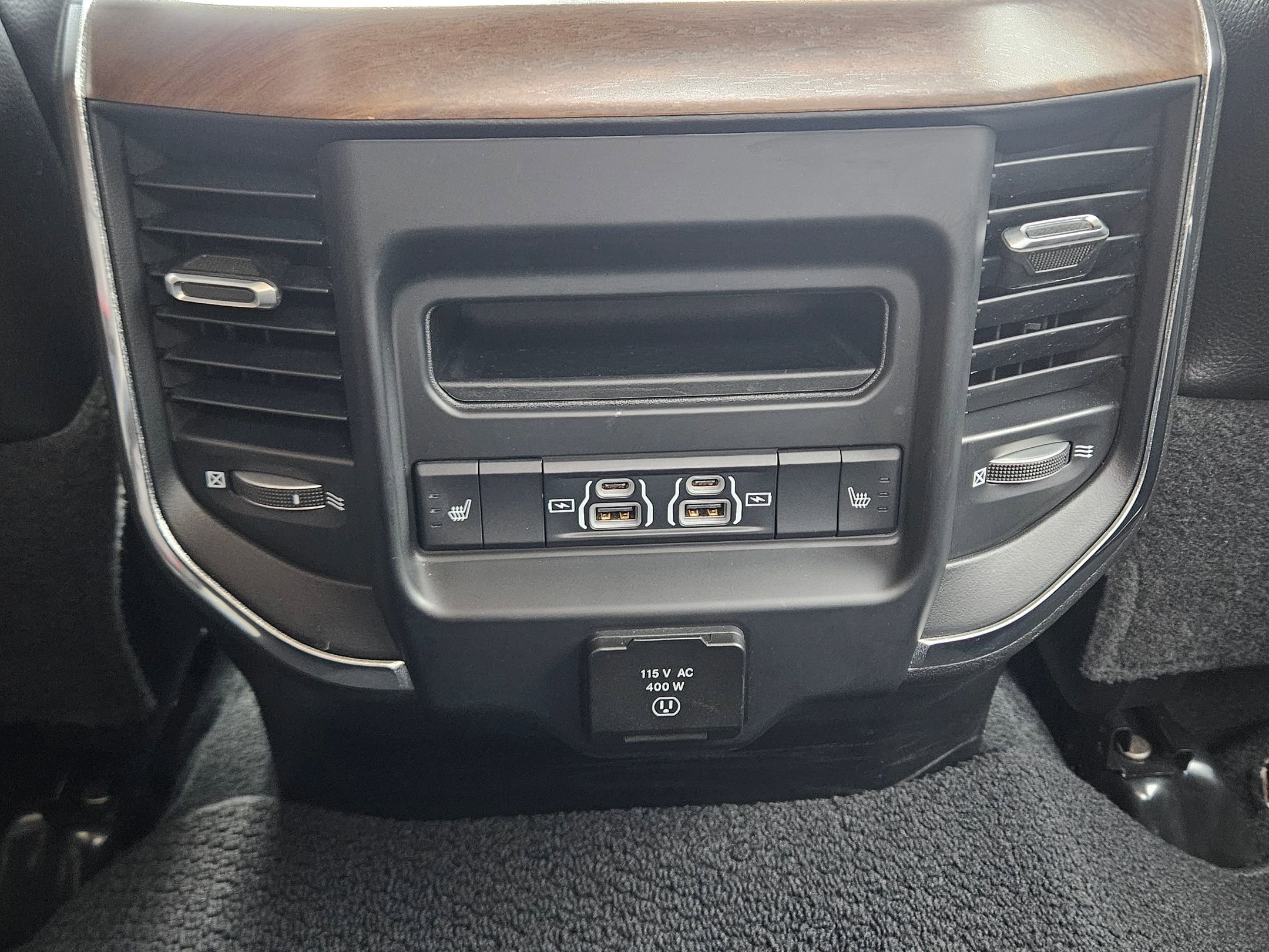 2022 Ram 2500 Laramie photo 27
