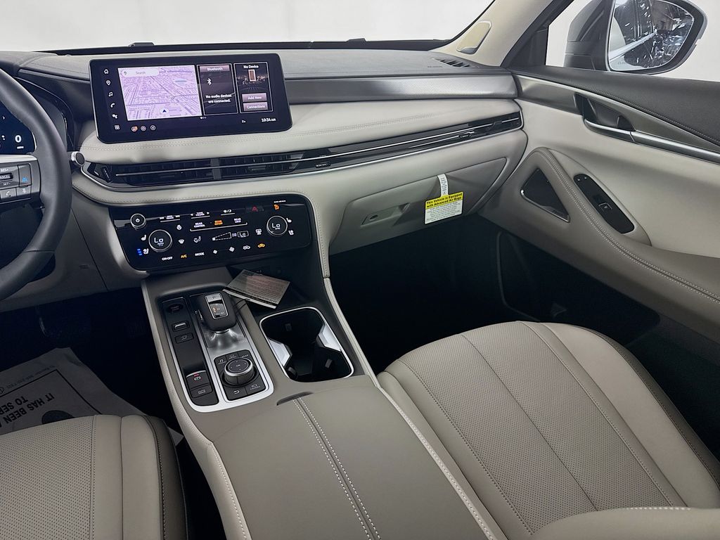 2026 Infiniti QX60 Luxe photo 23