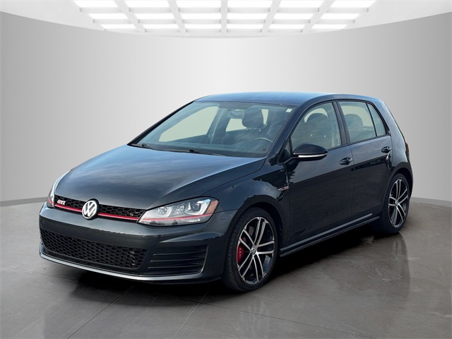 2017 Volkswagen Golf GTI Sport photo 2