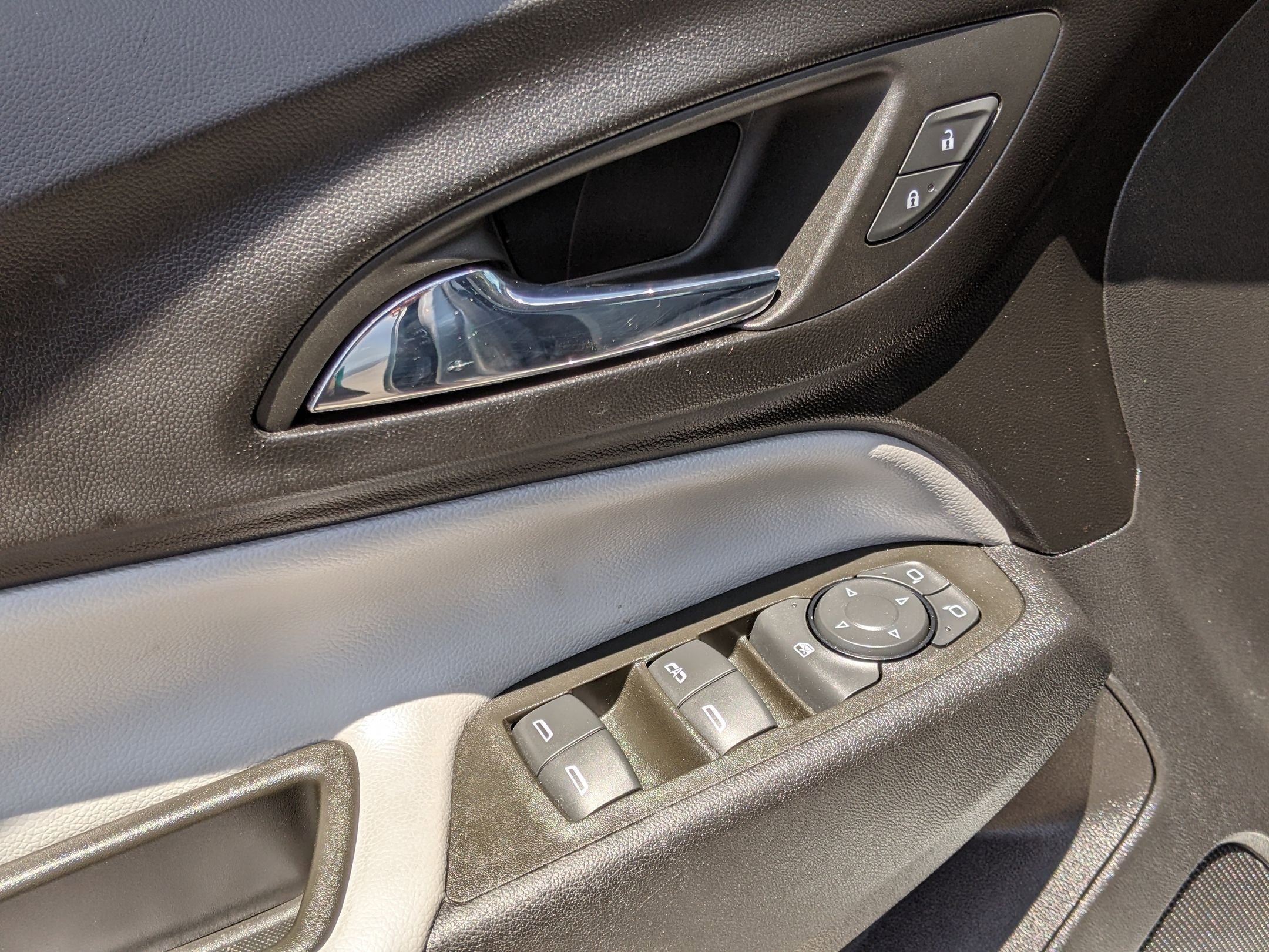 2023 Chevrolet Equinox LT photo 20