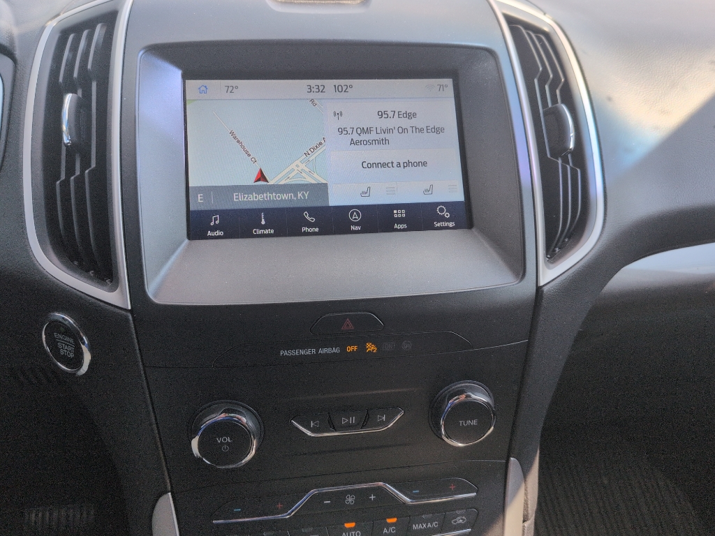 2020 Ford Edge SEL photo 8