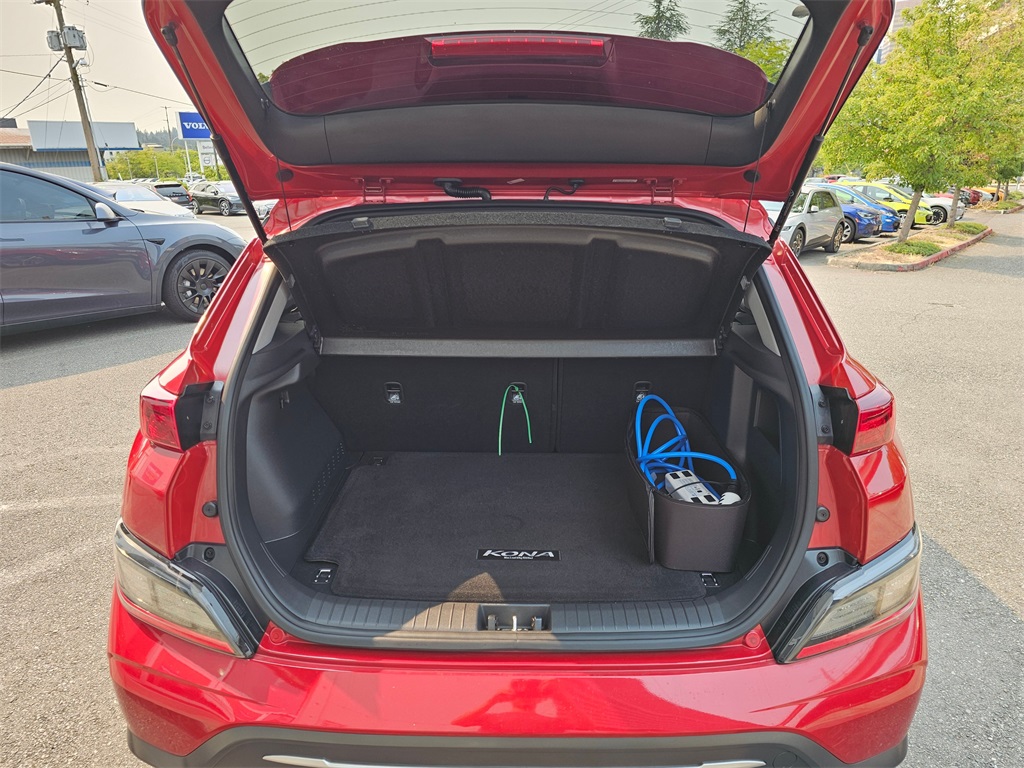 2022 Hyundai Kona Electric SEL photo 17
