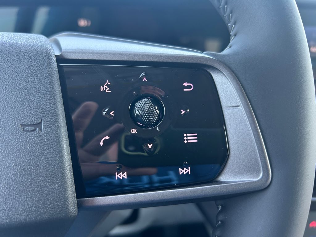 2025 Nissan Murano SV photo 17
