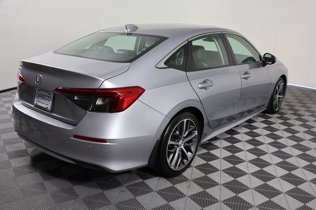 2024 Honda Civic Touring photo 8