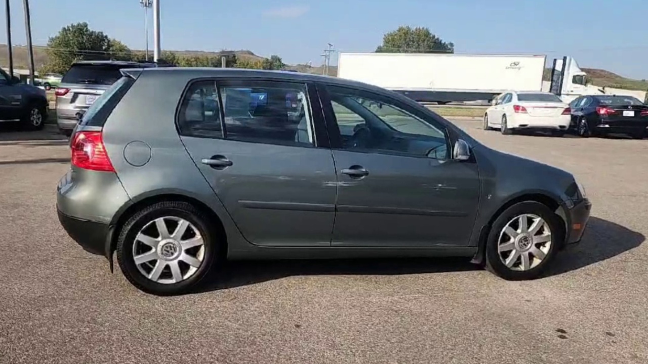 2008 Volkswagen Rabbit photo 3