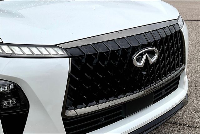 2026 Infiniti QX80 Sensory photo 28