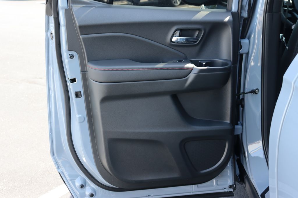 2025 Honda Ridgeline Black Edition photo 10