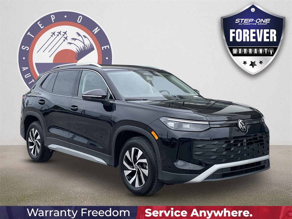 2025 Volkswagen Tiguan S's photo