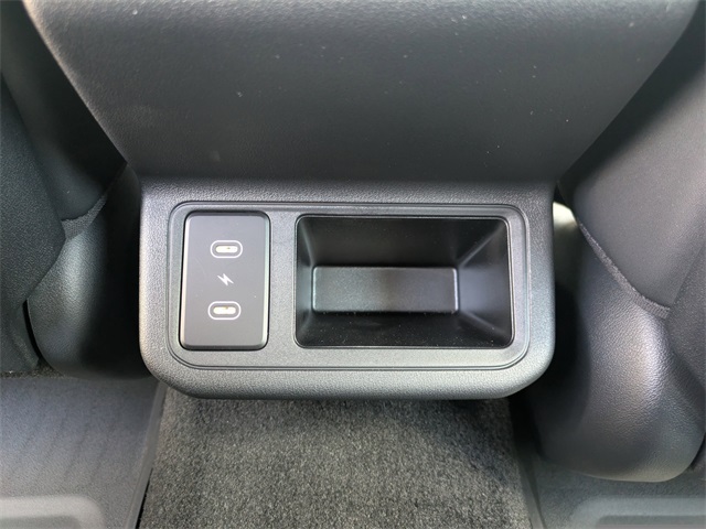 2025 Kia K4 GT-Line photo 12