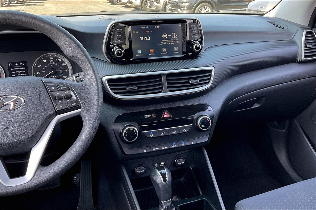 2021 Hyundai Tucson Value photo 3