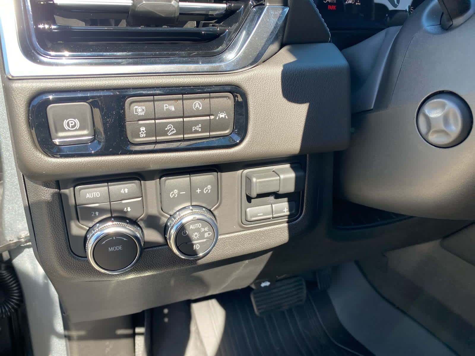 2025 Gmc Yukon XL Denali photo 13