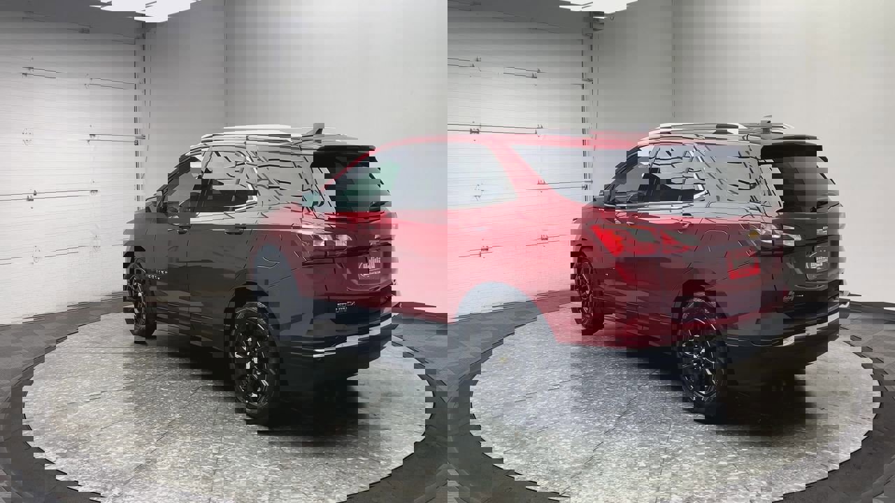 Used 2019 Chevrolet Equinox LT with VIN 3GNAXKEV7KS532980 for sale in Fond du Lac, WI