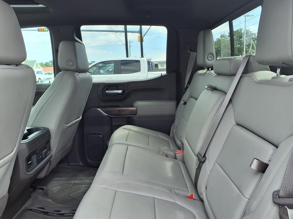 2021 Chevrolet Silverado 1500 RST photo 10