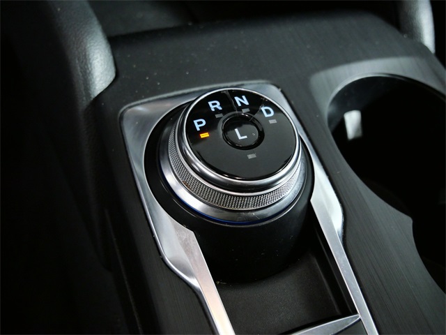 2020 Ford Escape SE photo 19