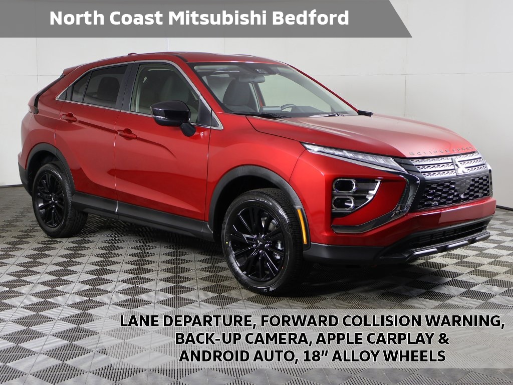 2025 Mitsubishi Eclipse Cross LE photo 11