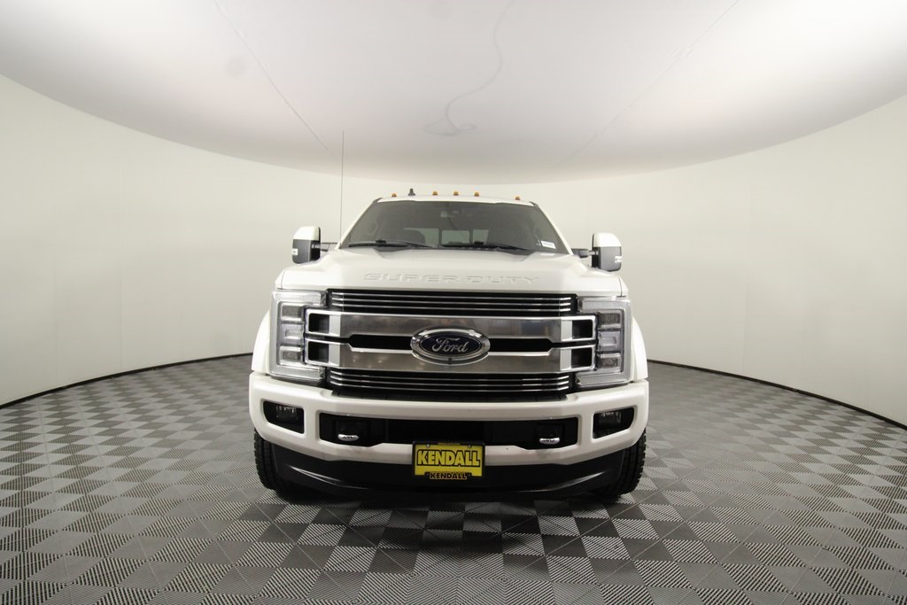 2019 Ford F-450 photo 3