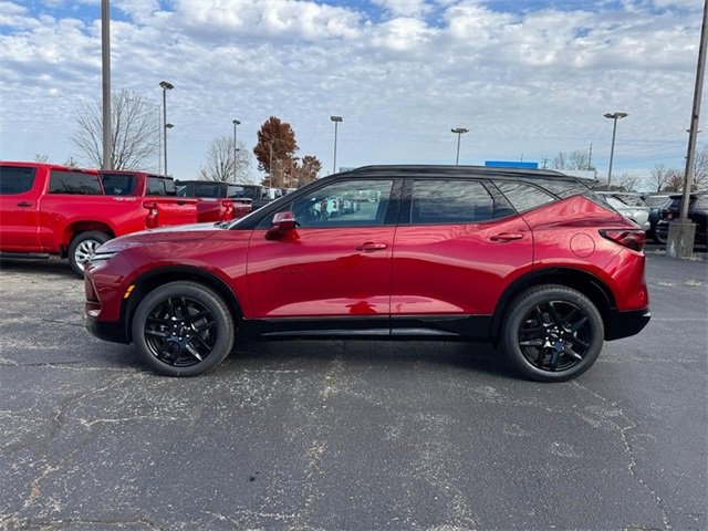 2026 Chevrolet Blazer RS photo 2