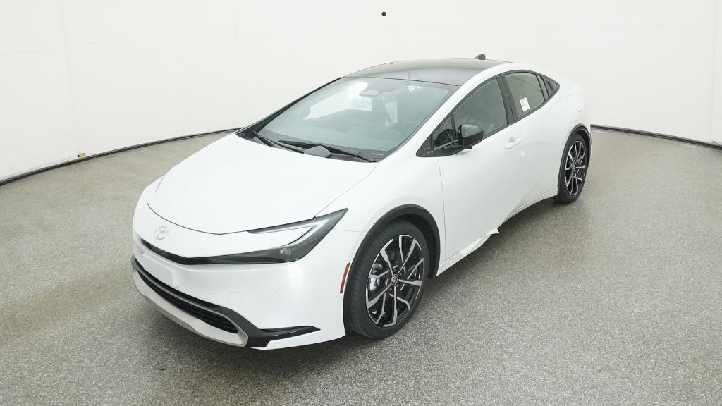 2026 Toyota Prius XSE Premium's photo