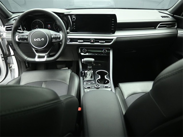 2023 KIA K5 - Image 23