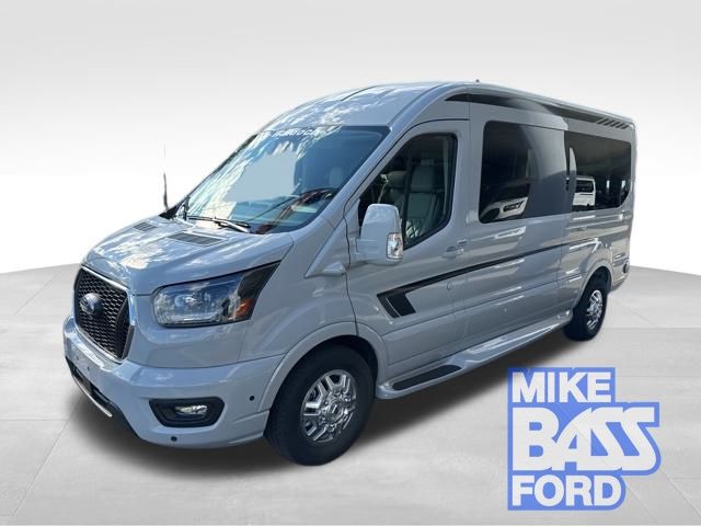 2025 Ford Transit Van Base's photo