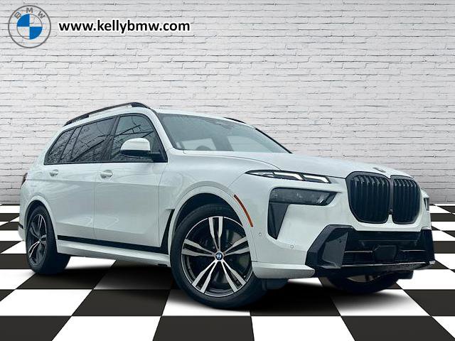 2023 BMW X7 40i