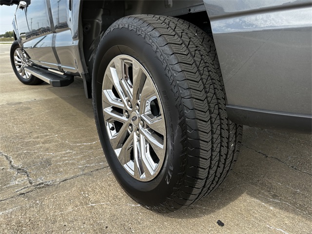 2025 Ford F-150 Lariat photo 6