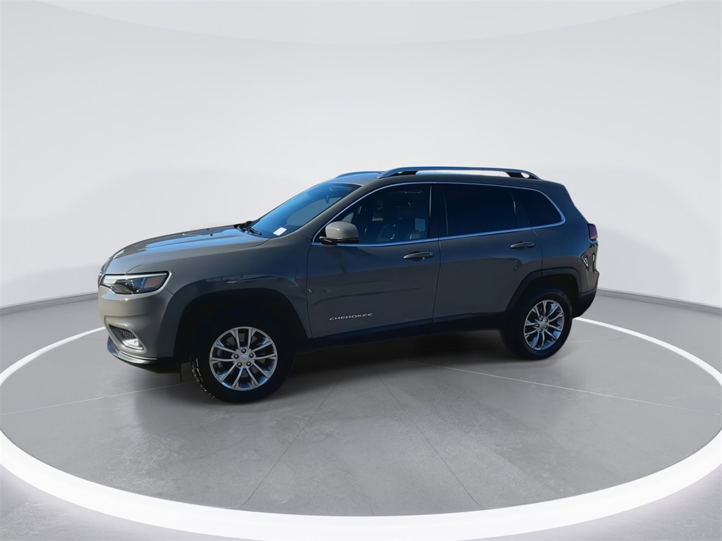 2021 Jeep Cherokee Latitude photo 3