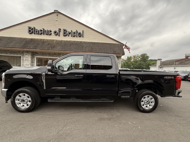 2024 Ford F-250 photo 4