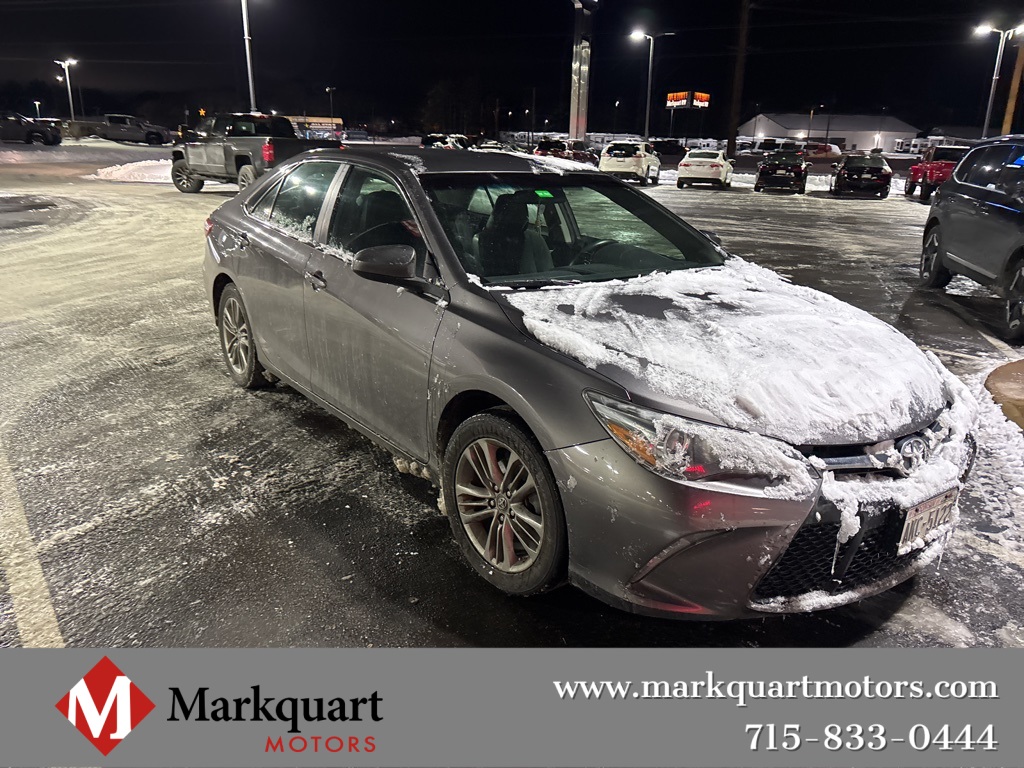 2017 Toyota Camry SE