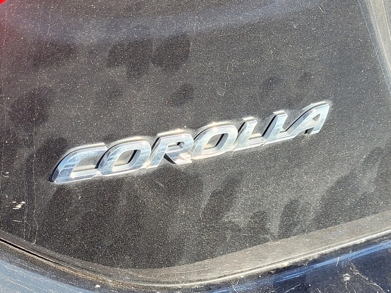 2018 Toyota Corolla L photo 3