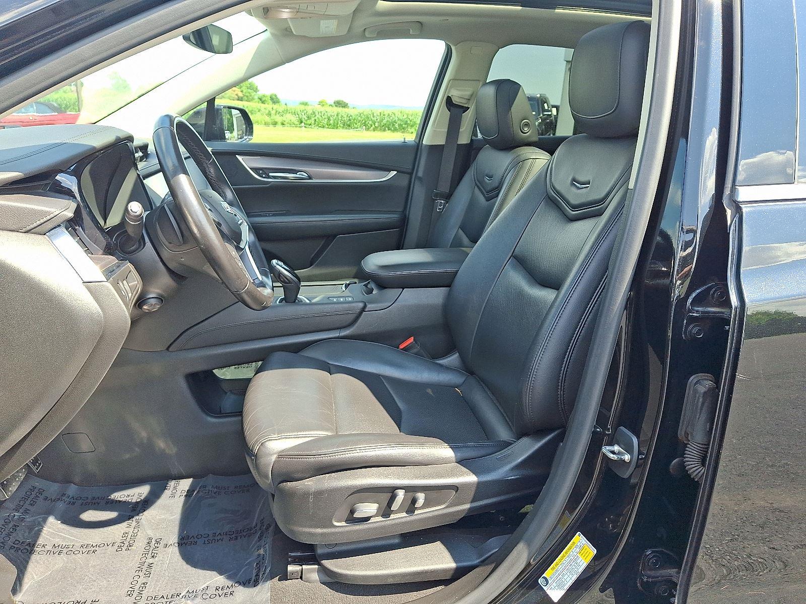2019 Cadillac XT5 Luxury photo 9