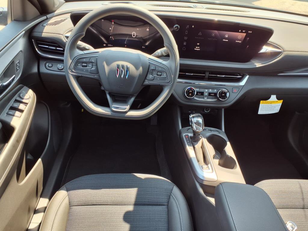 2025 Buick Envista Preferred photo 2